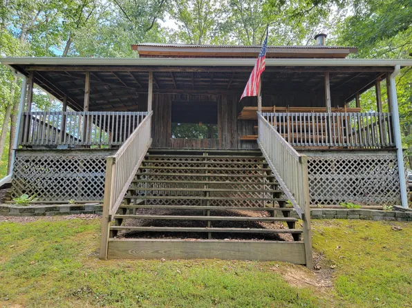 1050 Bur Oaks, Wallingford, KY 41093