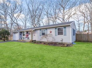 12 Peconic Rd, Ridge, NY 11961