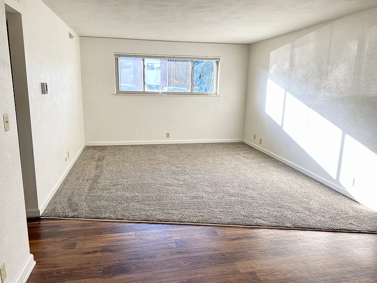 Flats at Dunlap — Photo 6