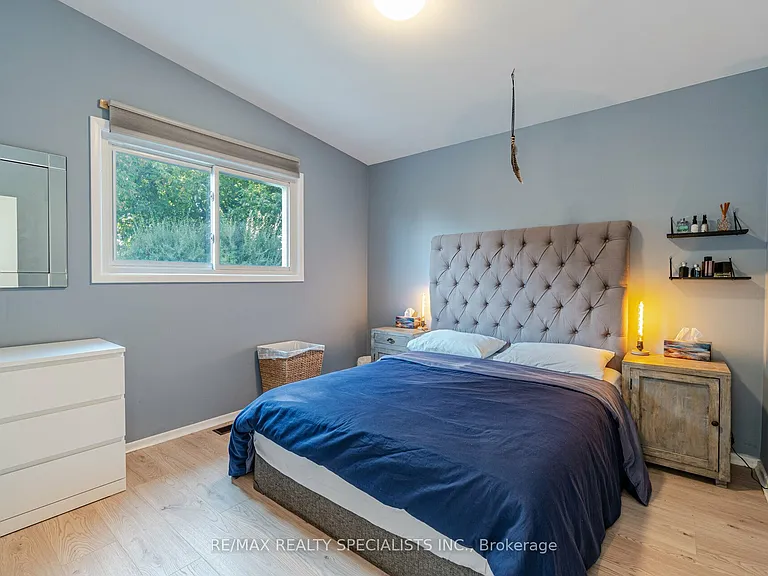 22 Balmoral Dr — Photo 17