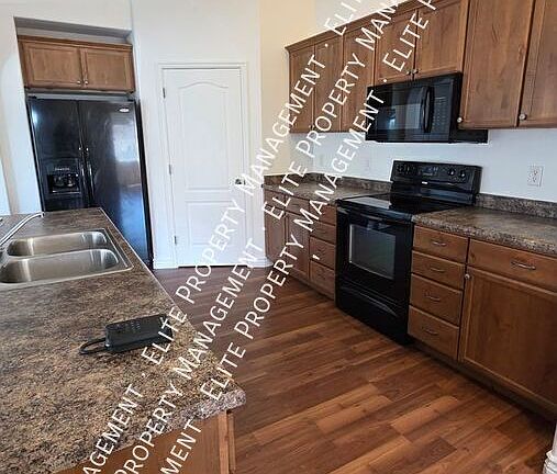 2nd image of 167 N Romney Ln #302