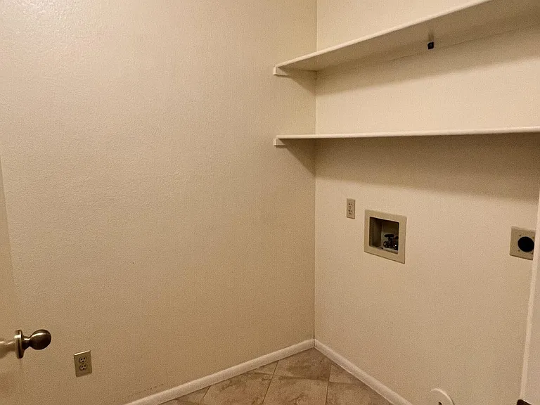 13430 N 92nd Way — Photo 20