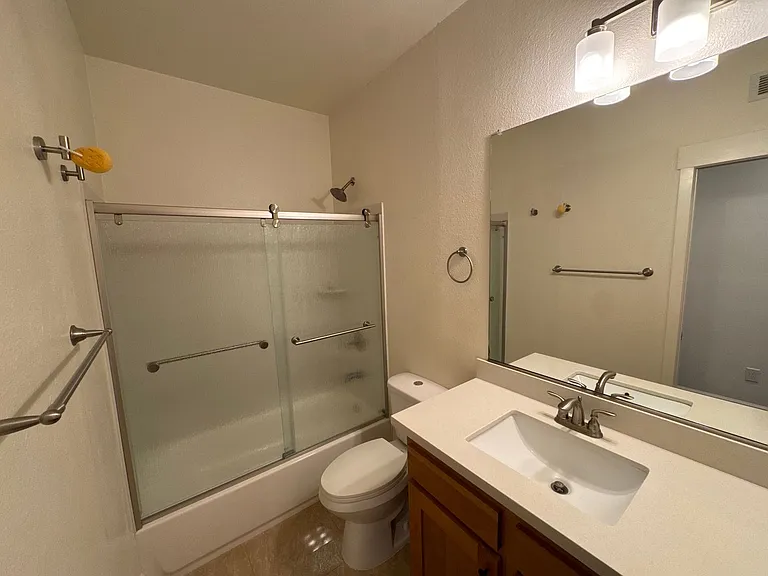 867 Hillcrest Dr — Photo 16