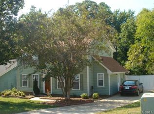 1201 Yorkdale Dr, Charlotte, NC 28217