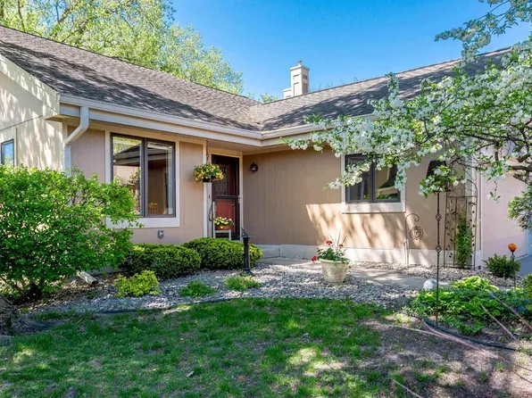 3310 Valley Creek Circle, Middleton, WI 53562