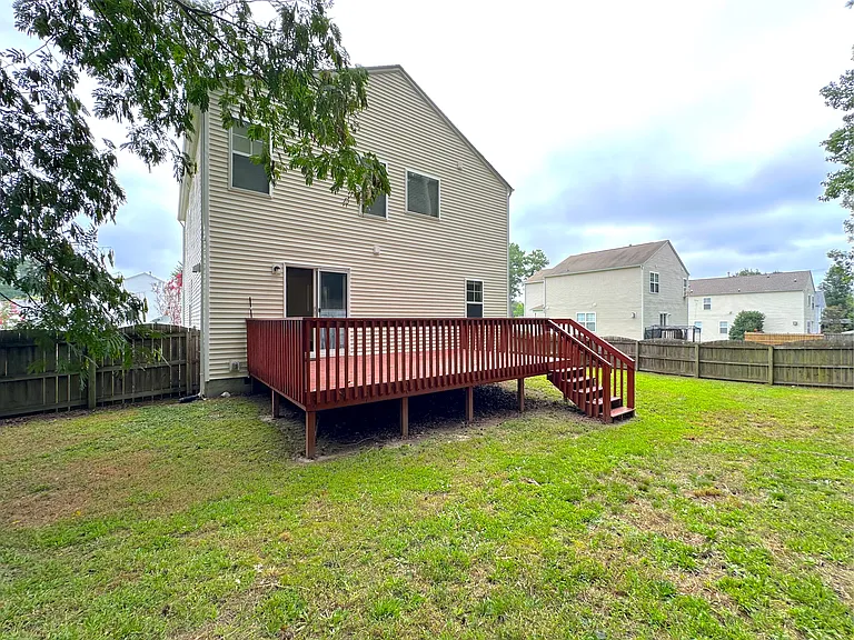 1210 Whitman Dr — Photo 24