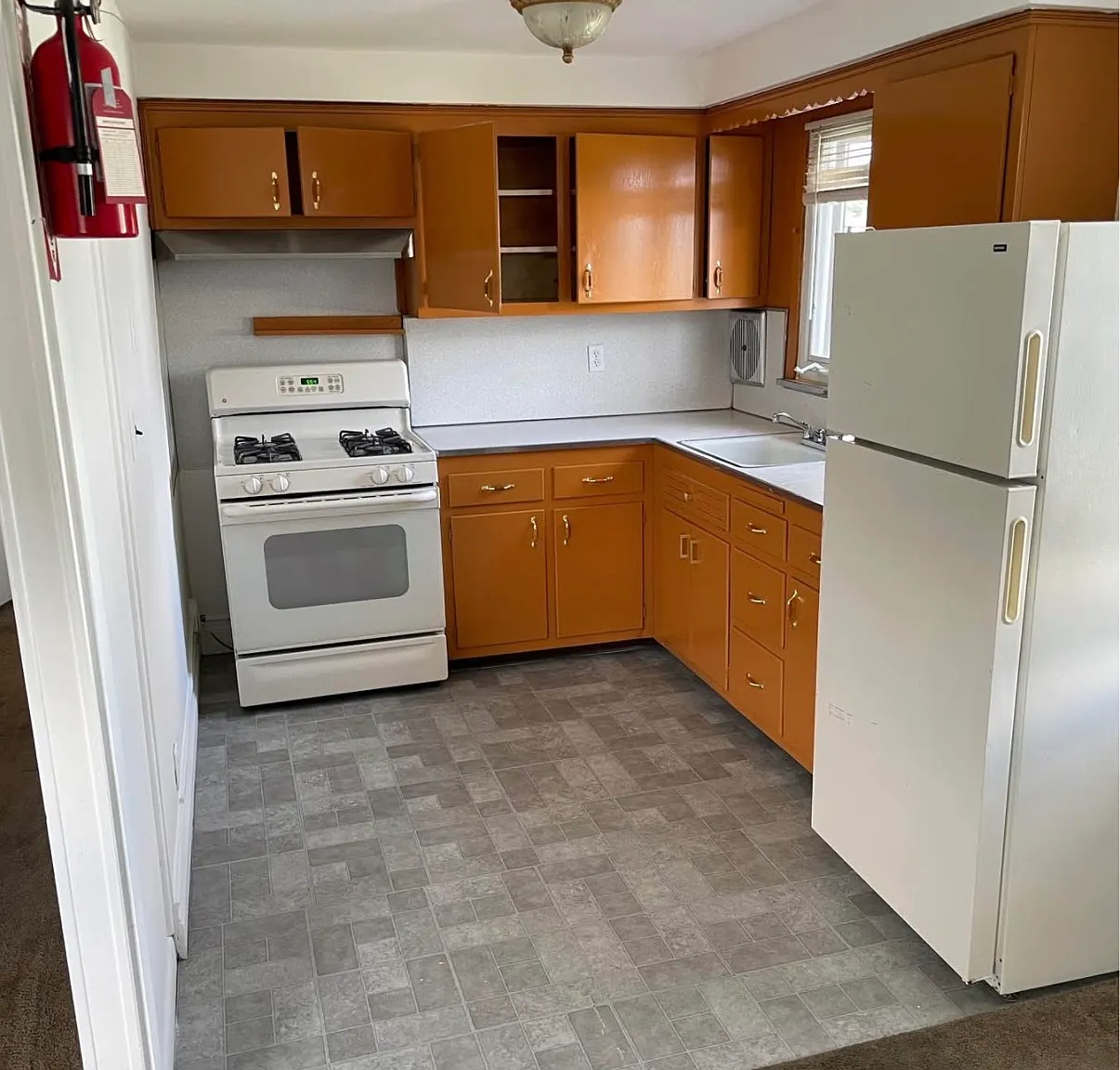 2 bed, $2,200 — Photo 4