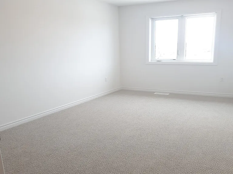 4 Bellhouse Ave — Photo 18