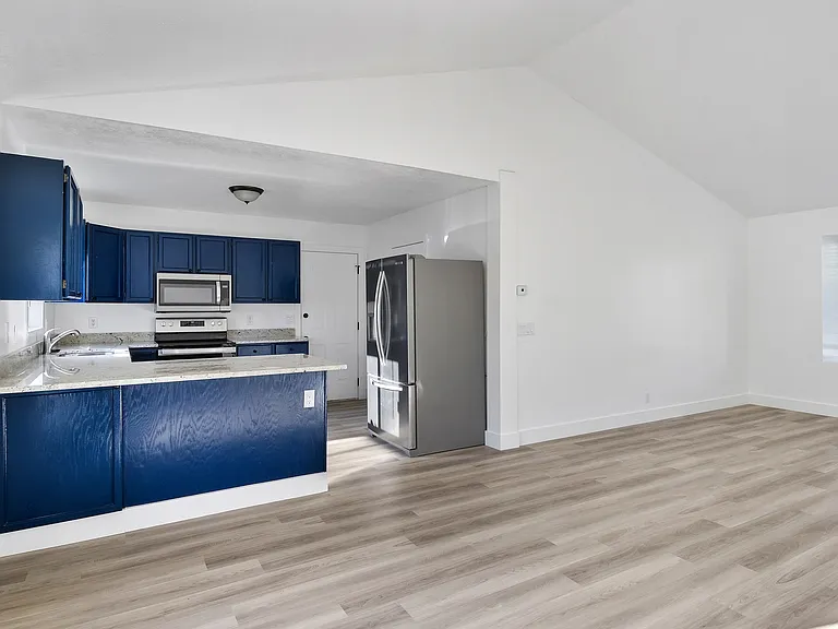 2340 N 790th St W — Photo 10