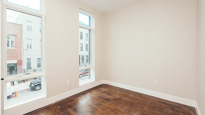 Rented by Nooklyn NYC LLC | media 11