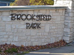 7092 Juniper Ct, Spring Lake, MI 49456