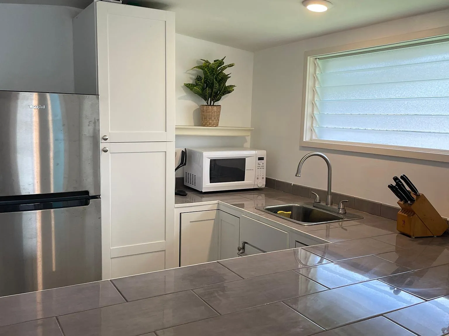 280 N Kainalu Dr — Photo 4