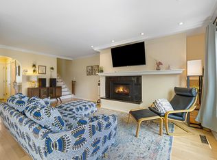 1988 Arkwright St, Saint Paul, MN 55117