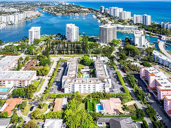 3rd image of 800 E Camino Real #409