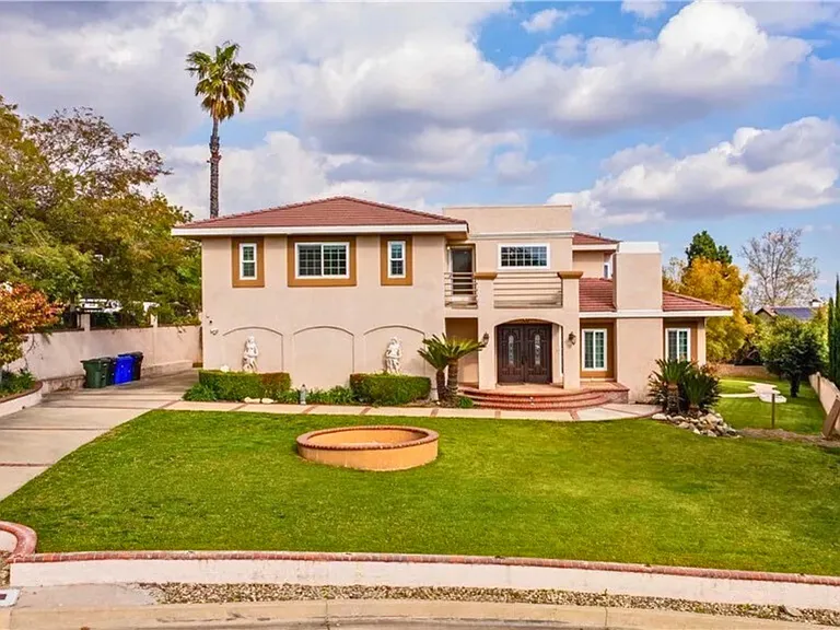 5075 Calypso Ct — Photo 36