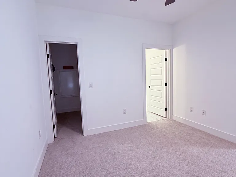 1417 Kramer Ln #7 — Photo 13