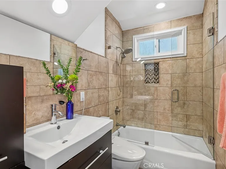 410.5 Goldenrod Ave #B — Photo 19