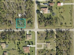 805 W 14th St, Lehigh Acres, FL 33972
