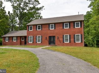 2460 Buttonwood Dr, Vineland, NJ