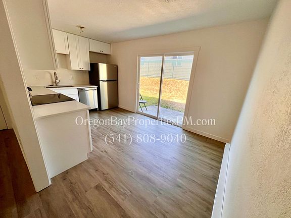 4th image of 235 N Wasson St #1