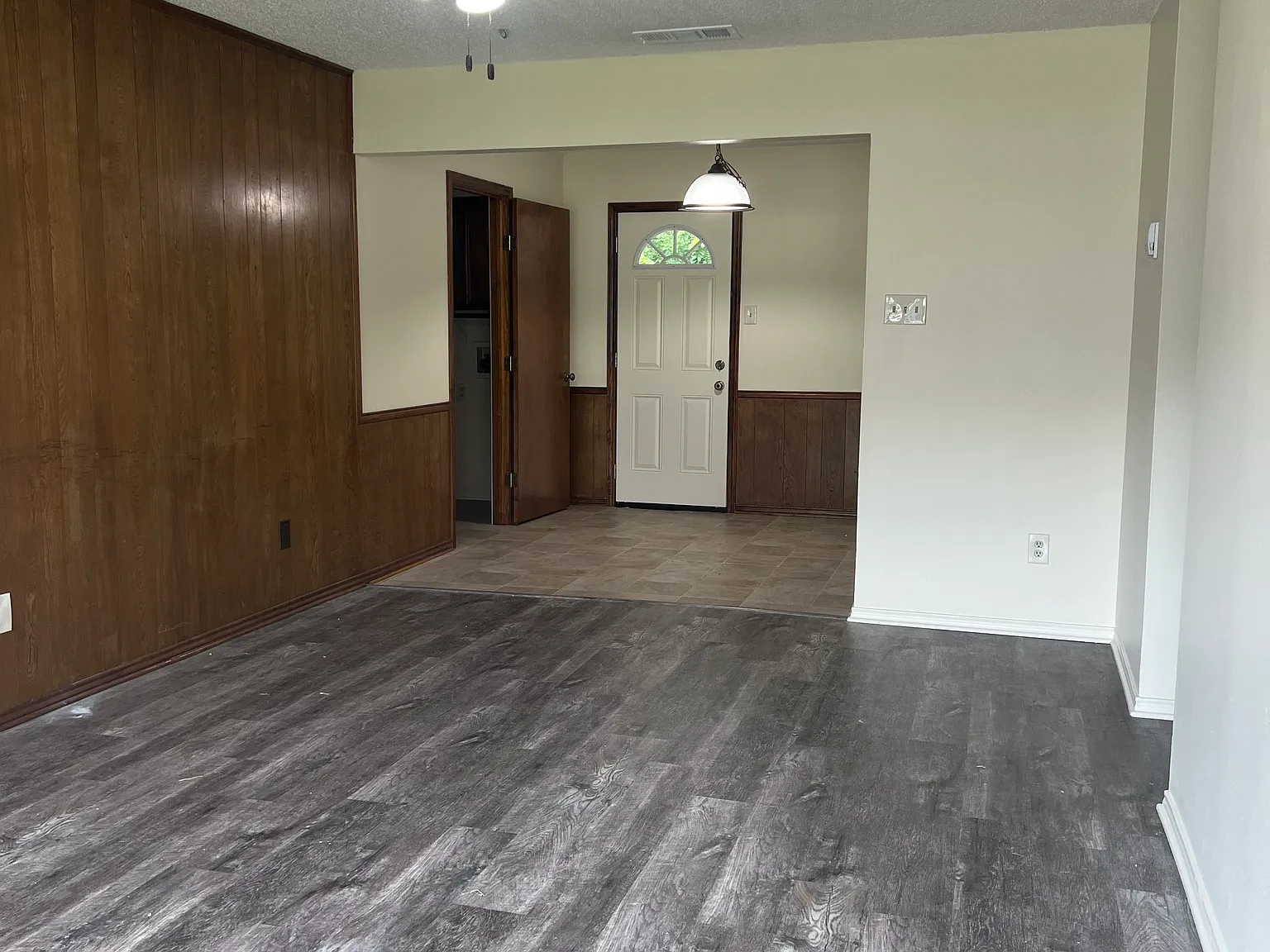 404 Renfro St — Photo 4