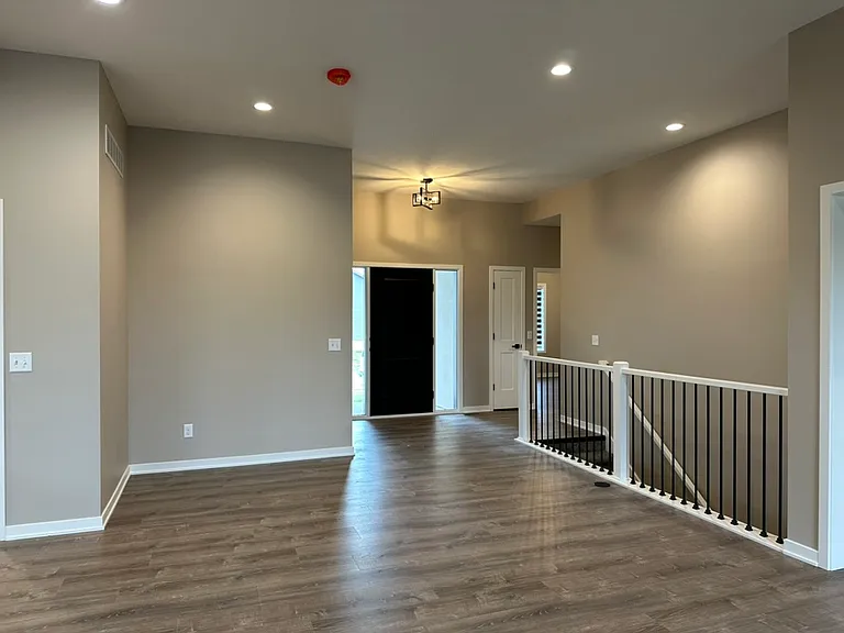 9819 Keystone Dr — Photo 12