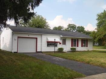1st image of 524 Edgewood Dr