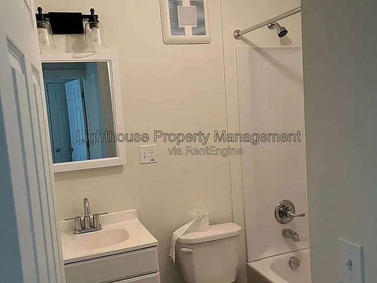 917 Pearl St #2 — Photo 4