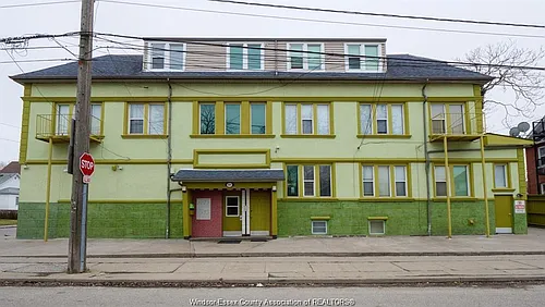 401 Parent Ave #2 Photo 1