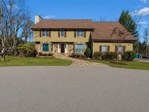 1111 Honeysuckle Dr, Canton, GA 30114