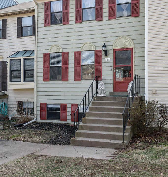 1st image of 955 Barton Oaks Pl