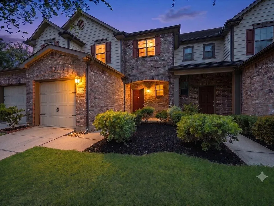 13015 Cressida Glen Ln