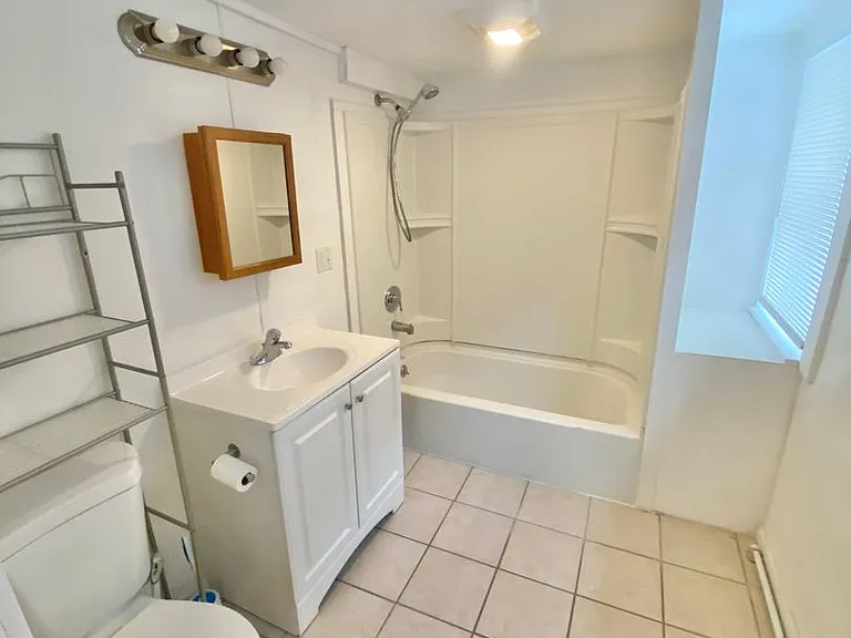 32 Rose St #1 — Photo 5