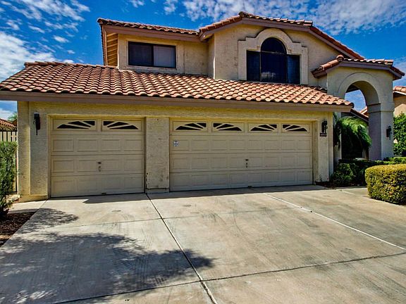 2nd image of 10917 W Cottonwood Ln