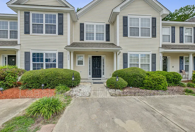 8849 Jenny Lind St — Photo 1