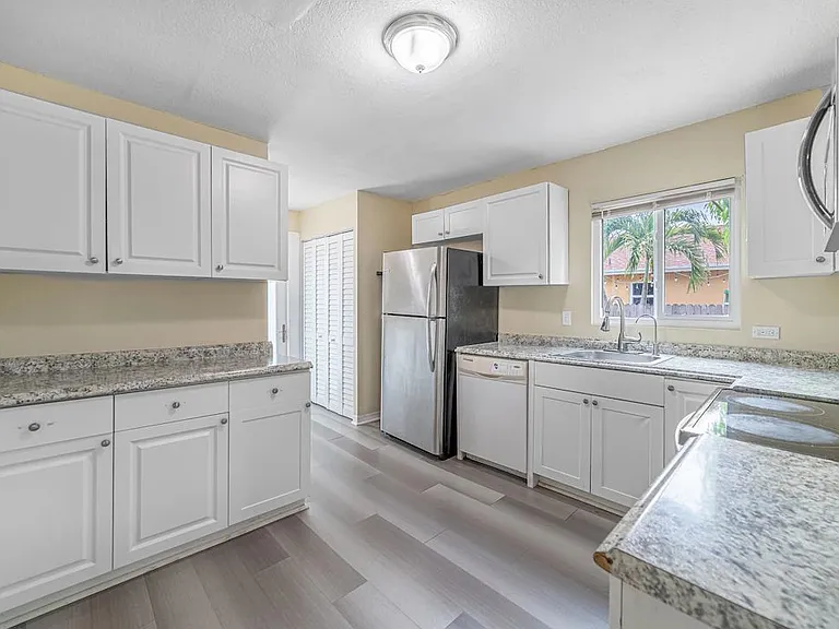 516 Nathan Hale Rd #1 — Photo 11