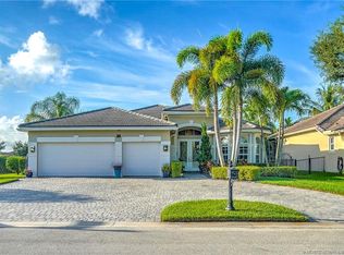 771 SW River Bend Cir, Stuart, FL 34997