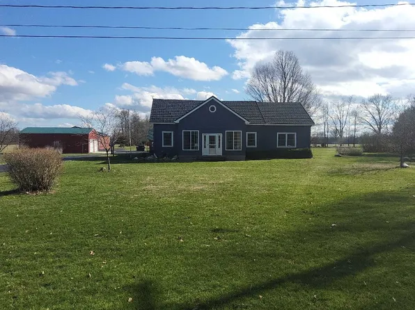 16631 Devereaux Rd, Albion, MI 49224