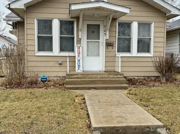 705 S 35th St, South Bend, IN 46615