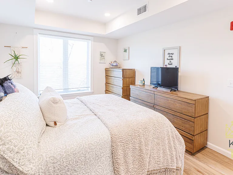 458 Washington St #304 — Photo 7