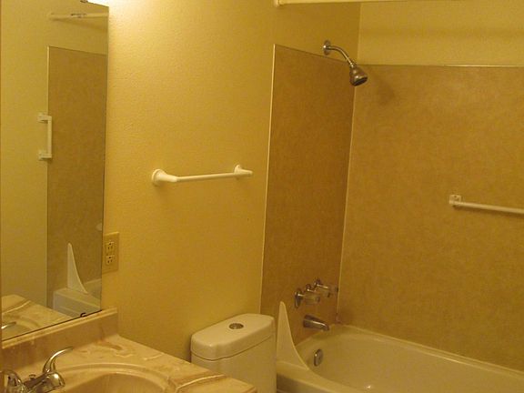 5th image of 1315 S 23rd Ave #A