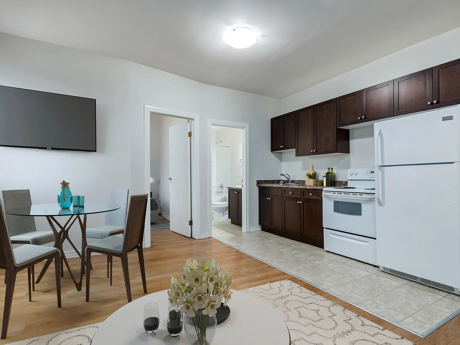 Highfield Apartments — Photo 2