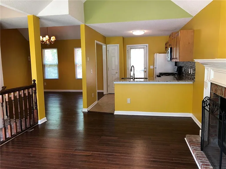 5955 Graywood Cir SE — Photo 8