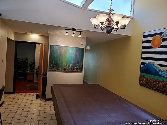 4th image of 102 Sunnyland Dr #102