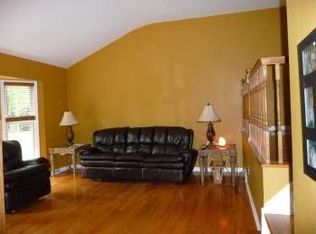 57 Broadmoor Dr, Lincroft, NJ