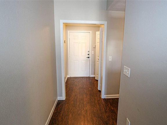 5th image of 800 S Dakota Ave APT 235