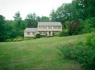 18 Cricket Corner Rd, Amherst, NH 03031