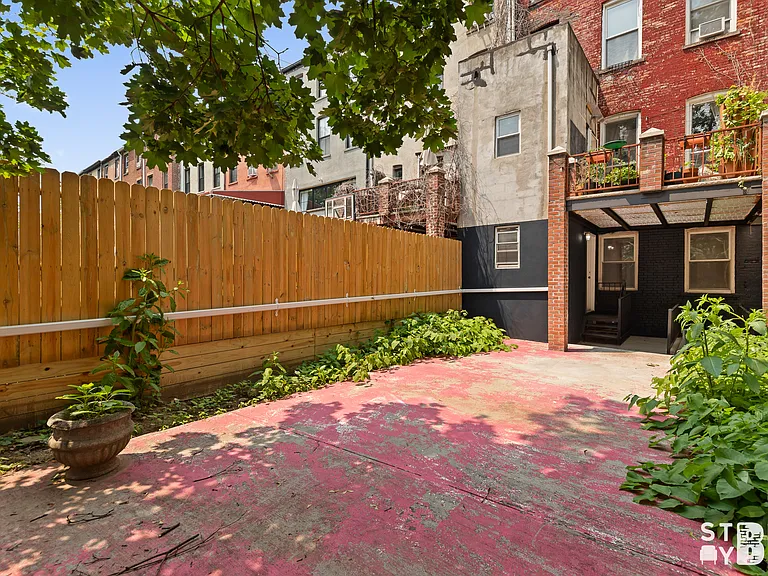 160 Putnam Ave #1 — Photo 17