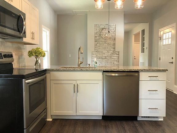 2nd image of 615 G St