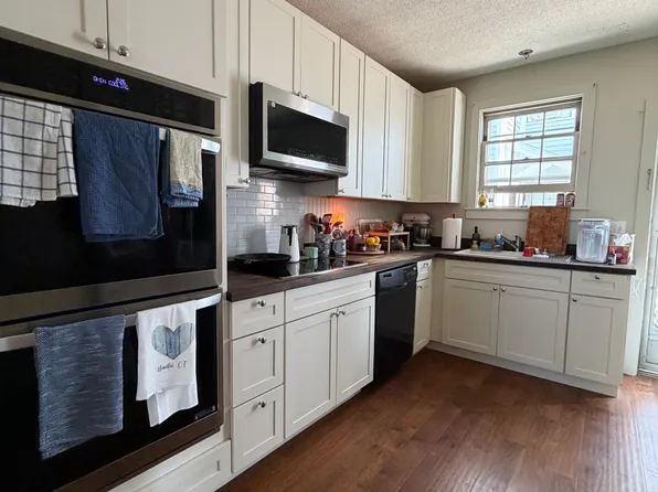 33 Starr St, New London, CT 06320